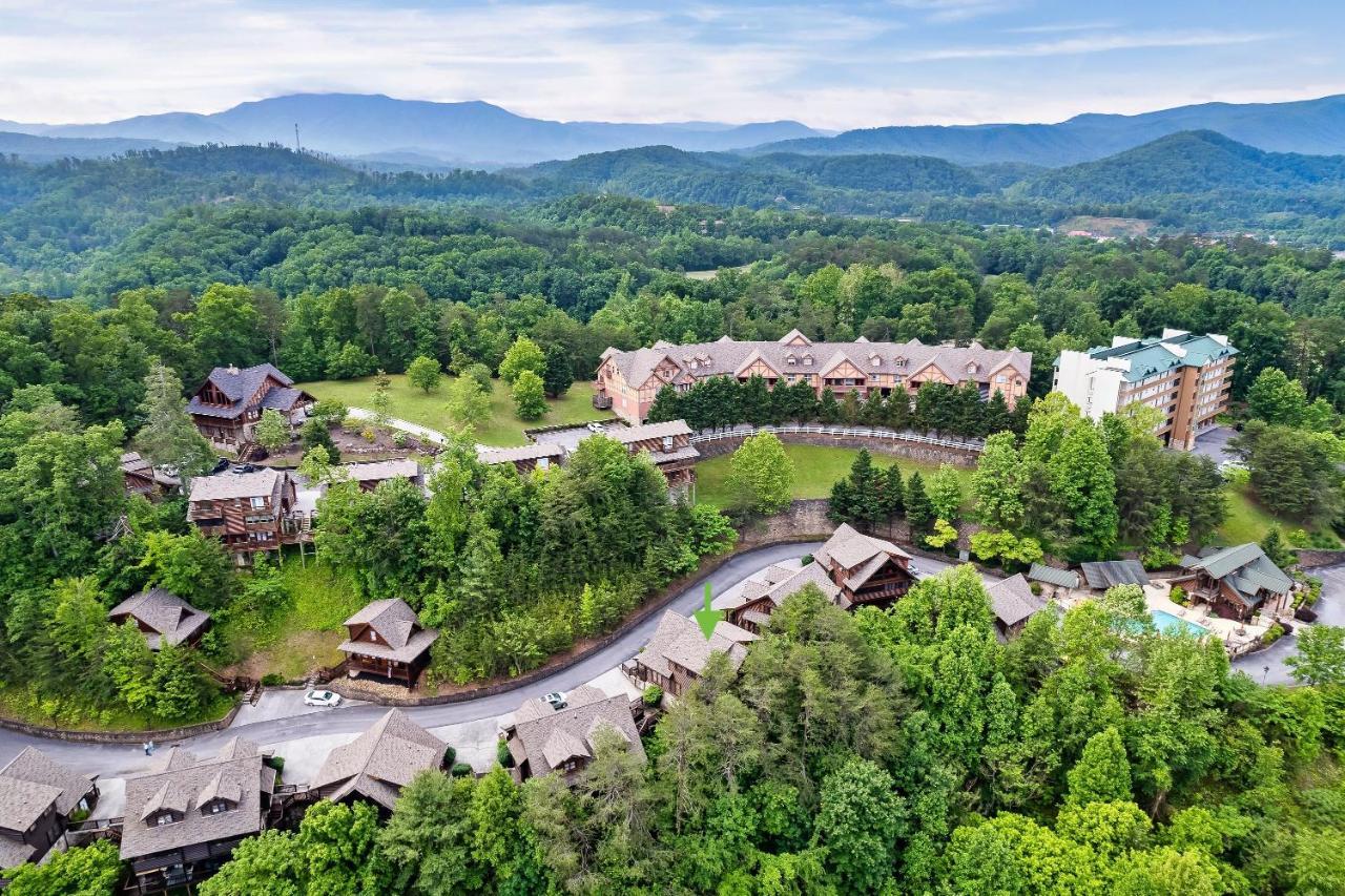 2 Miles From Dollywood Family Resort With Seasonal Outdoor Swimming Pool, Year Around Heated Indoor Swimming Pool, Townhome Style Cabin, Private Hot Tub, Arcade, Tv, Wifi, Kitchen With Refrigerator, Washer And Dryer Pigeon Forge Exteriér fotografie